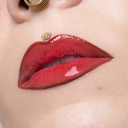 Seventeen Scandal Gloss in Oil Serum 05 Red Spice - Image 2