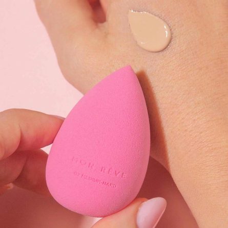 MON REVE 02 MEDIUM HARD MAKEUP SPONGE - Image 4